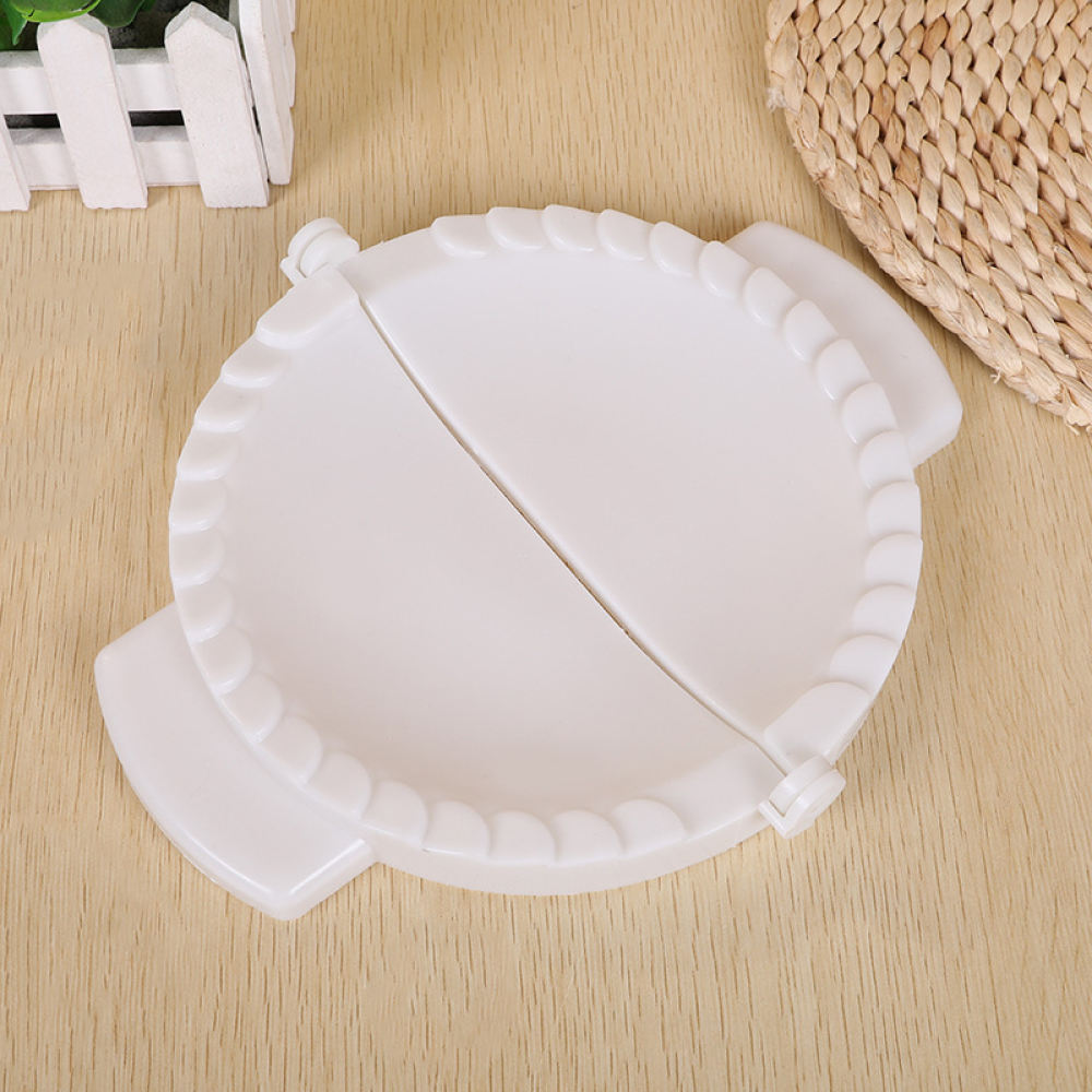 実用的な手動式餃子成形器。食品グレードのプラスチック製で、キ - Kitchen Gadgets Dumpling Maker のレビューと価格
